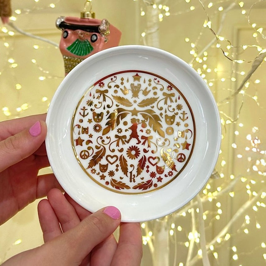 KAREN WALKER - Runaway Girl Filigree Jewellery Dish in White