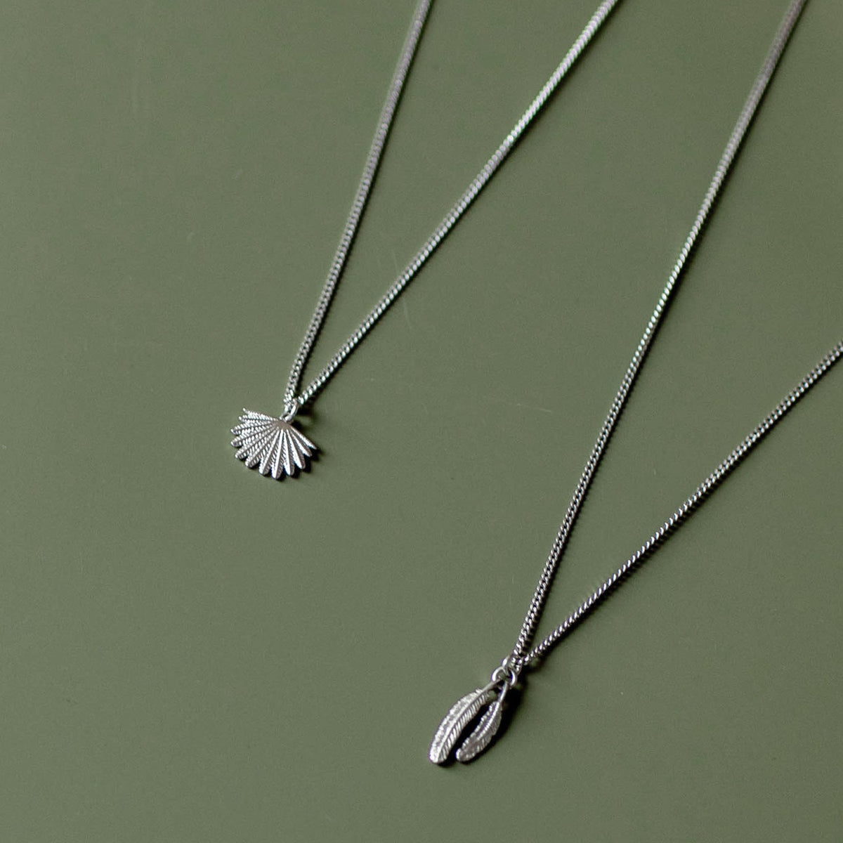 BOH RUNGA - STERLING SILVER MINI FAN TAIL NECKLACE