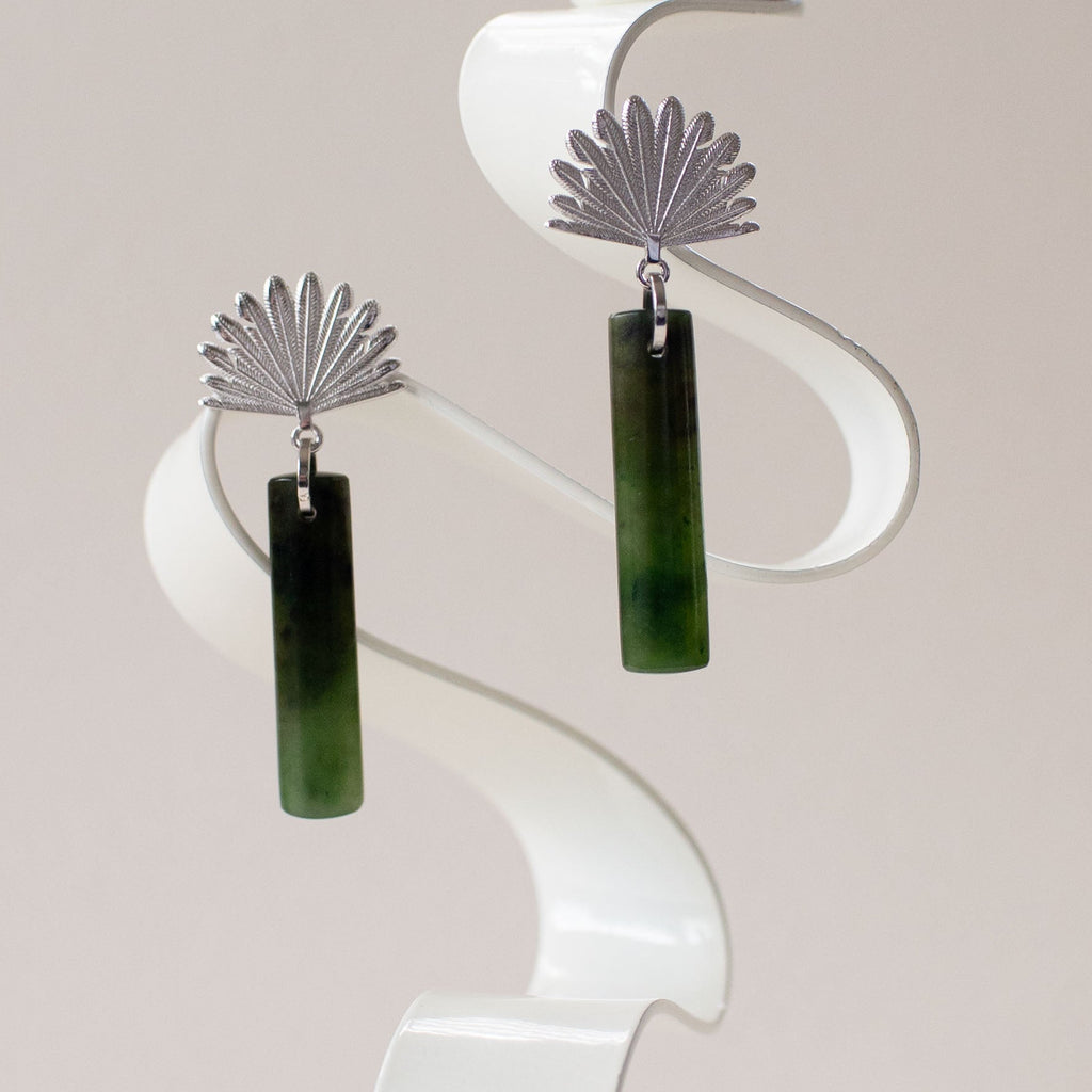 BOH RUNGA - Sterling Silver Pounamu Piwakawaka Drop Earrings