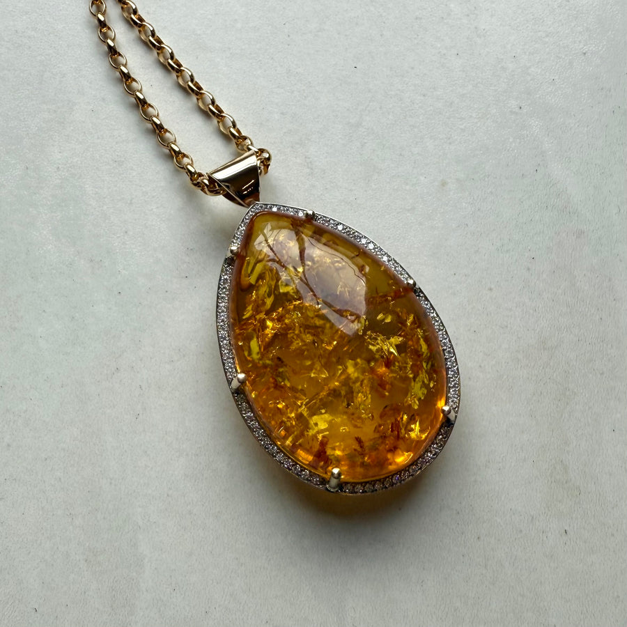 9ct Yellow Gold & Platinum Polish Amber & Round Brilliant Cut Diamond Pendant