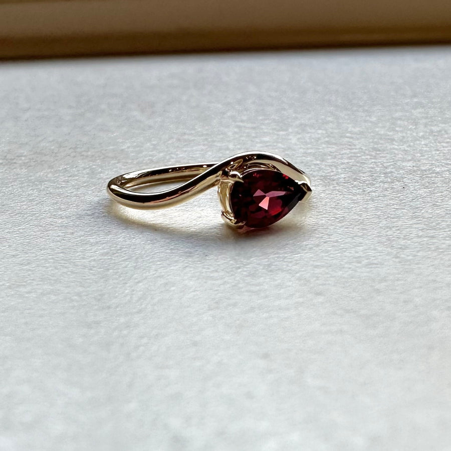 9ct Yellow Gold Rhodilite Garnet Pear Cut Stacker Ring