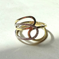 9ct Yellow Gold & Round Brilliant Cut Diamond Double Swirl Band