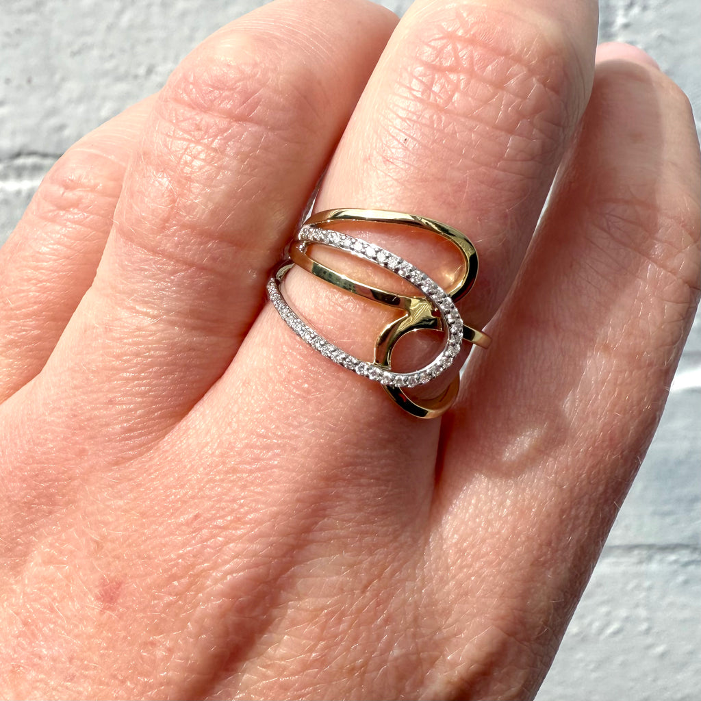 9ct Yellow Gold & Round Brilliant Cut Diamond Double Swirl Band