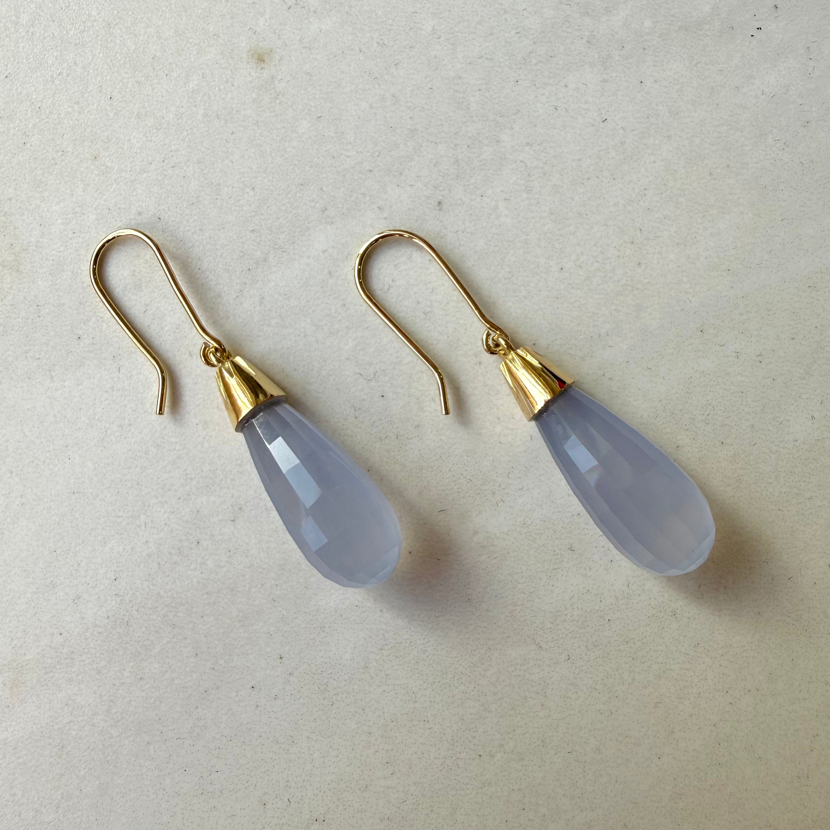 18ct Yellow Gold Blue Chalcedony Briolette Drop Earrings