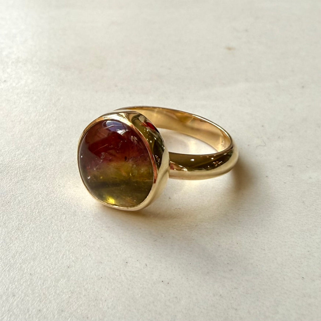 9ct Yellow Gold Cabochon Watermelon Tourmaline Ring