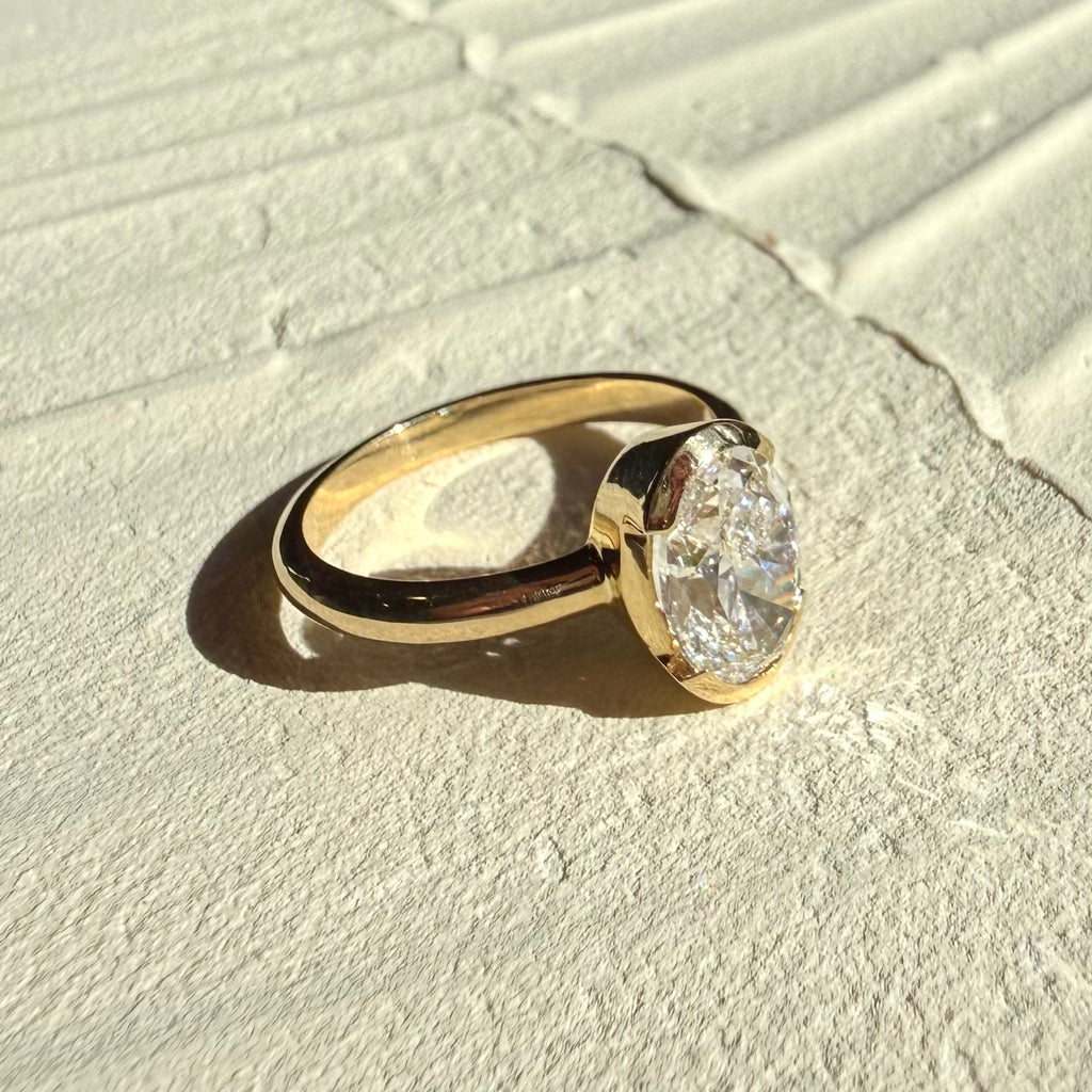 18ct Yellow Gold 2.04 carat Laboratory Grown Oval Cut Diamond Ring