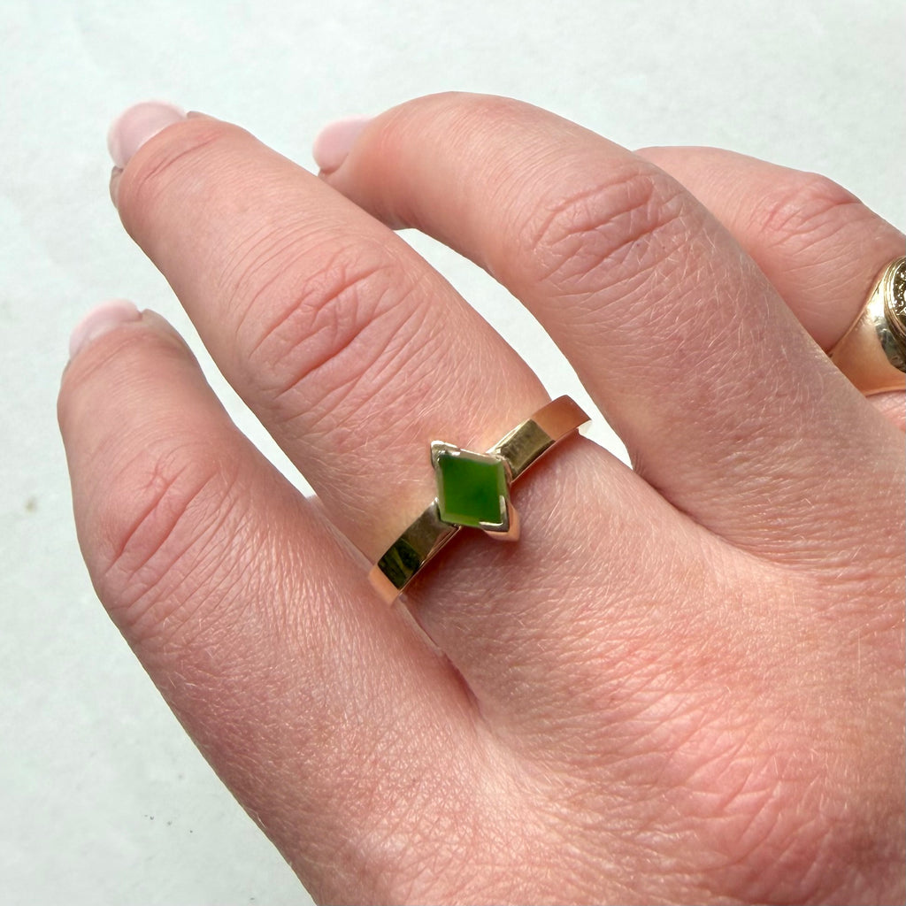 9ct Yellow Gold New Zealand Pounamu Ring