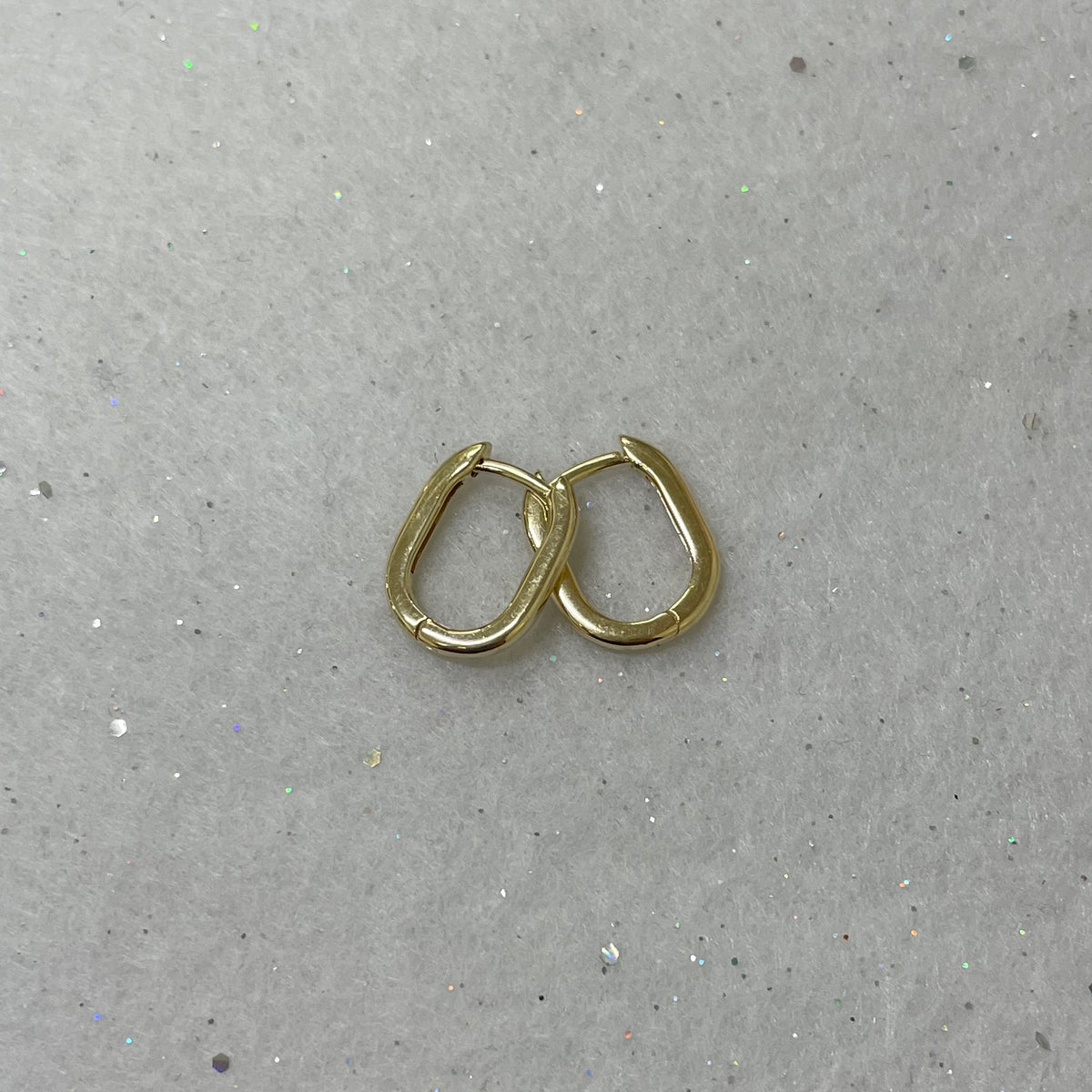 9ct Yellow Gold Oval 1.8mm 'Huggie' Hoop Earrings