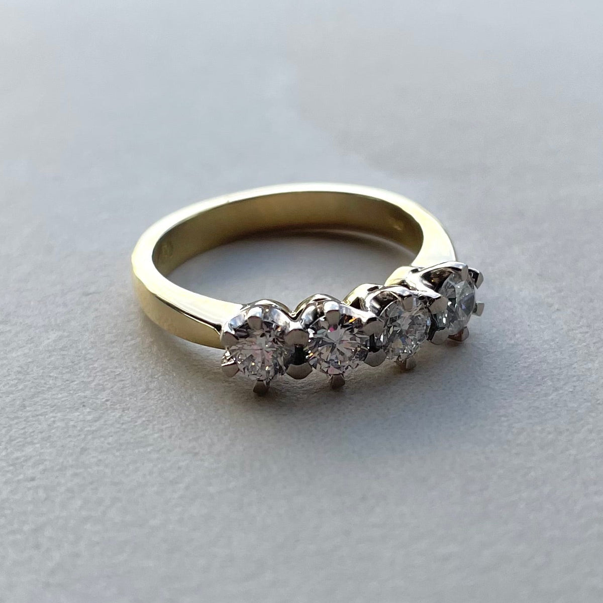 18ct Yellow & White Gold 1.076ct 4x Round Brilliant Cut Diamond Ring