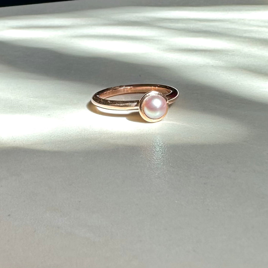 9ct Rose Gold & Natural Pink Freshwater Pearl Rubover Stacker Ring