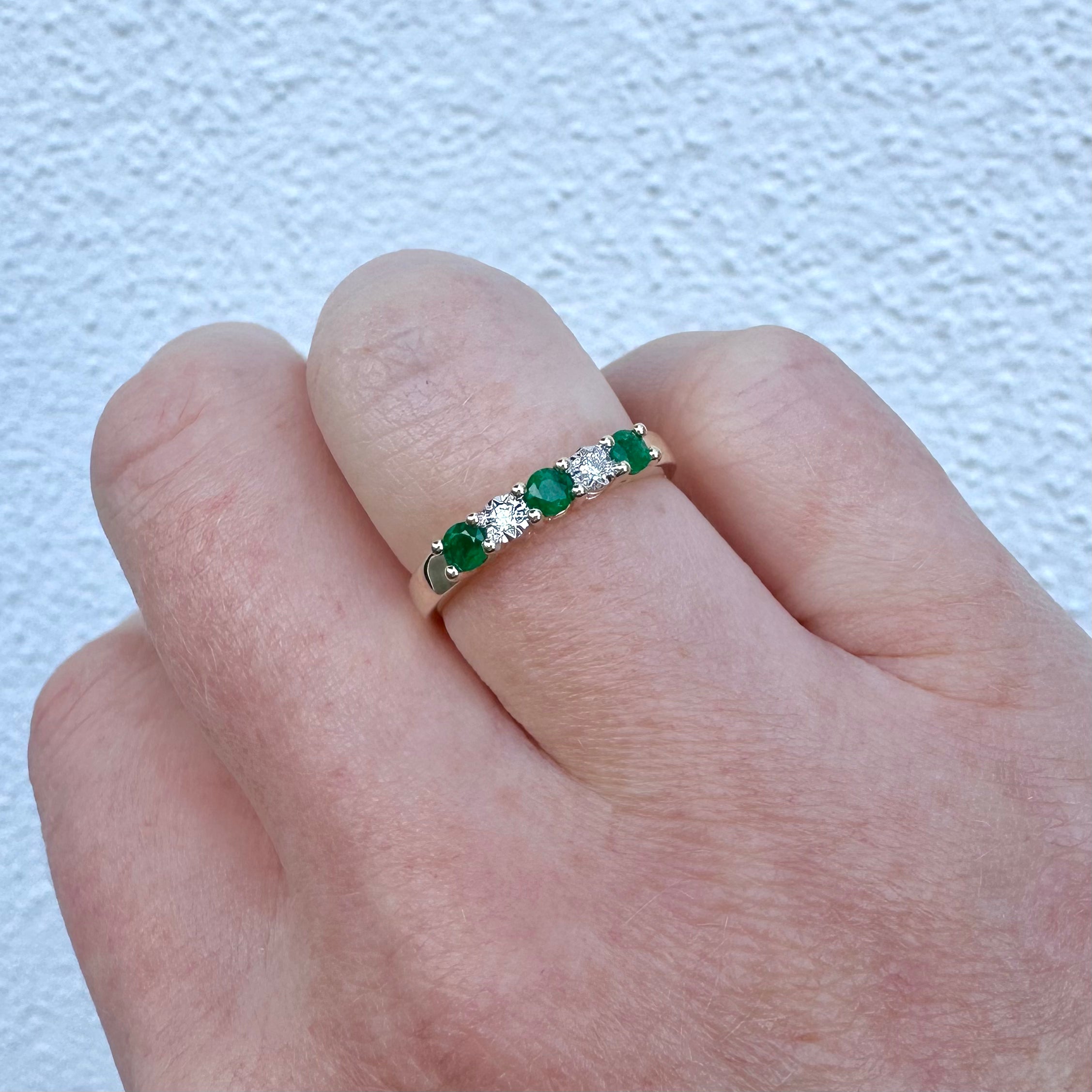 9ct Yellow & White Gold Emerald & Round Brilliant Cut Diamond Ring
