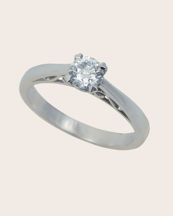 9ct White Gold 0.513ct Round brilliant cut diamond solitaire ring
