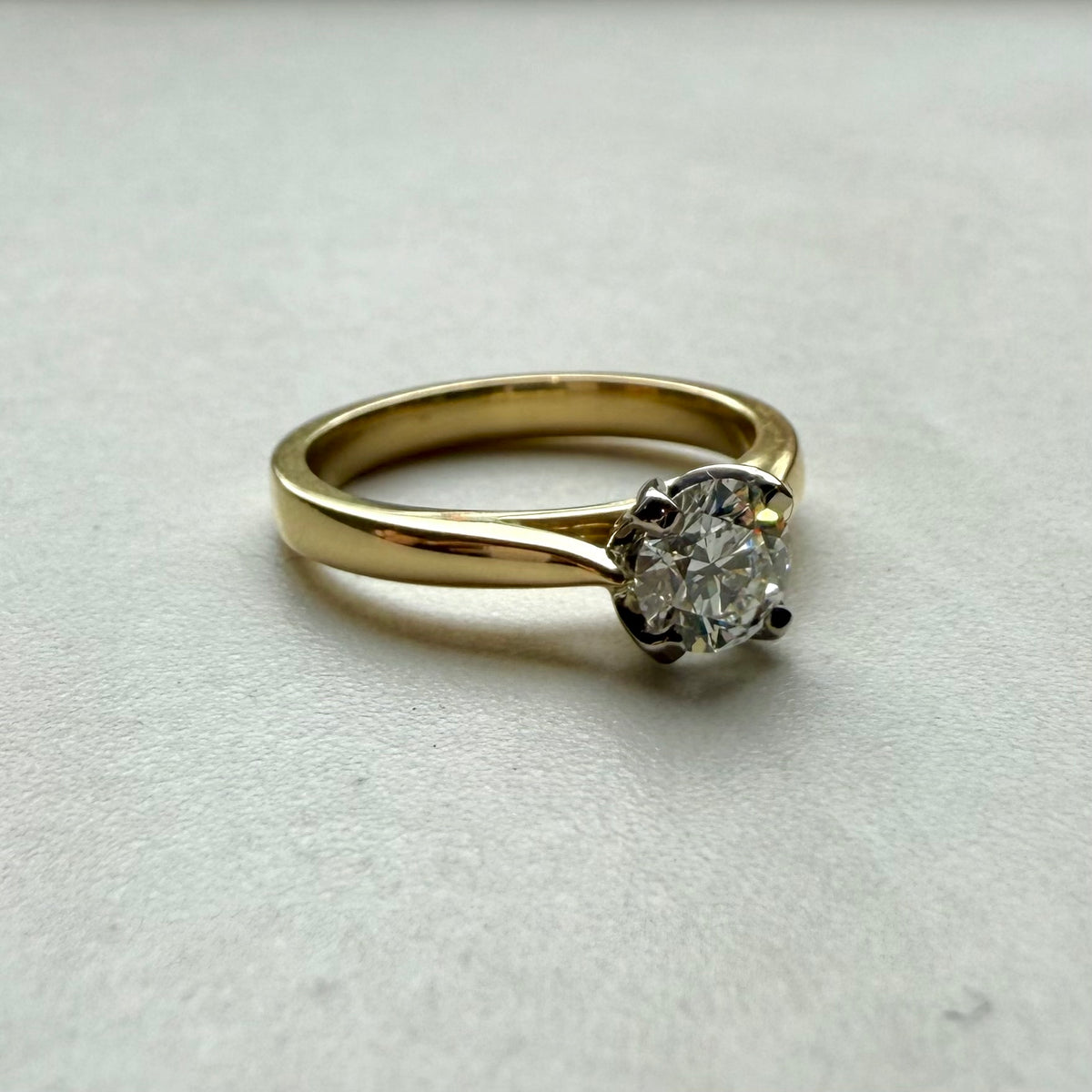18ct Yellow & White Gold 0.75carat 'Iris' Round Brilliant Cut Diamond Solitaire Ring