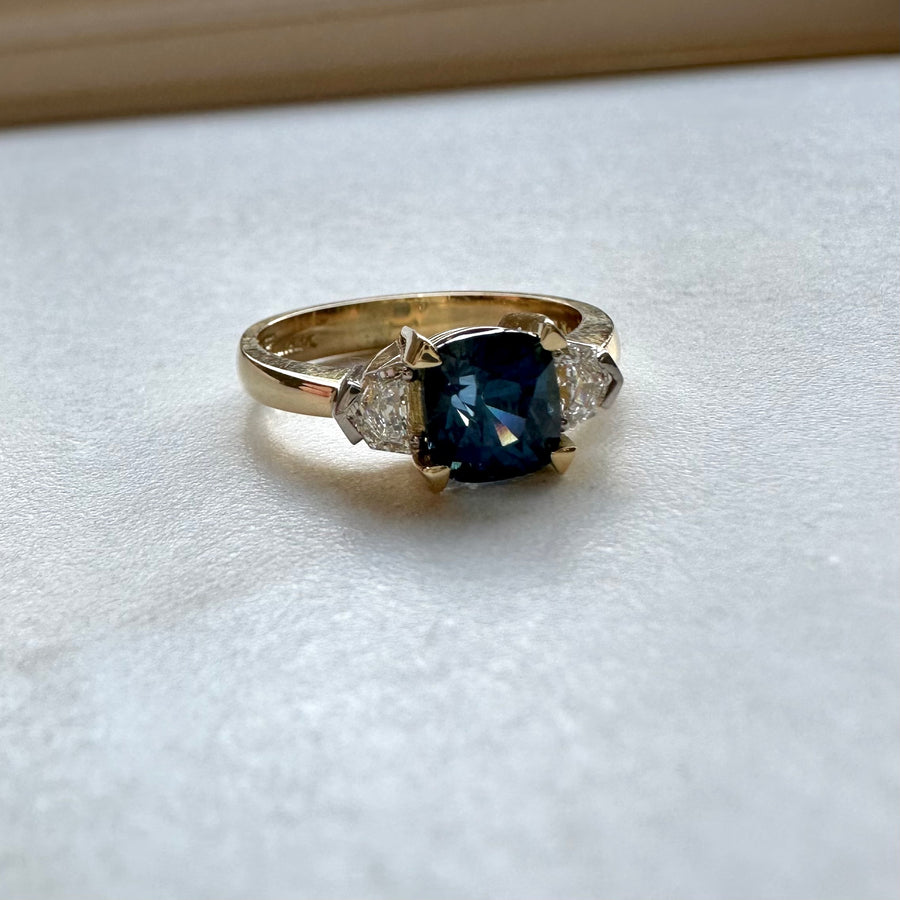 18ct Yellow Gold & 9ct White Gold Sapphire and Cadillac Diamond Ring