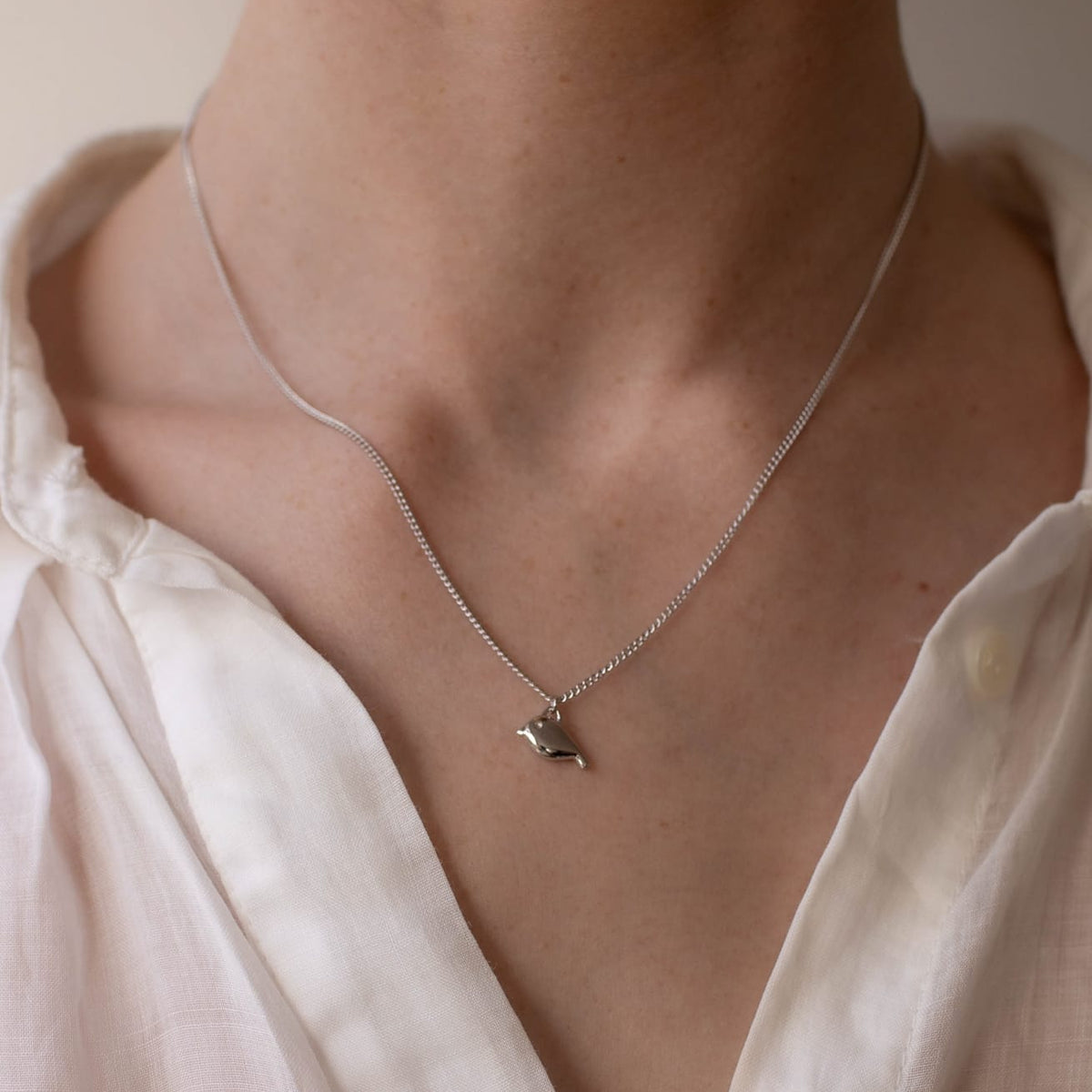 BOH RUNGA - Sterling Silver Baby Robin Pendant