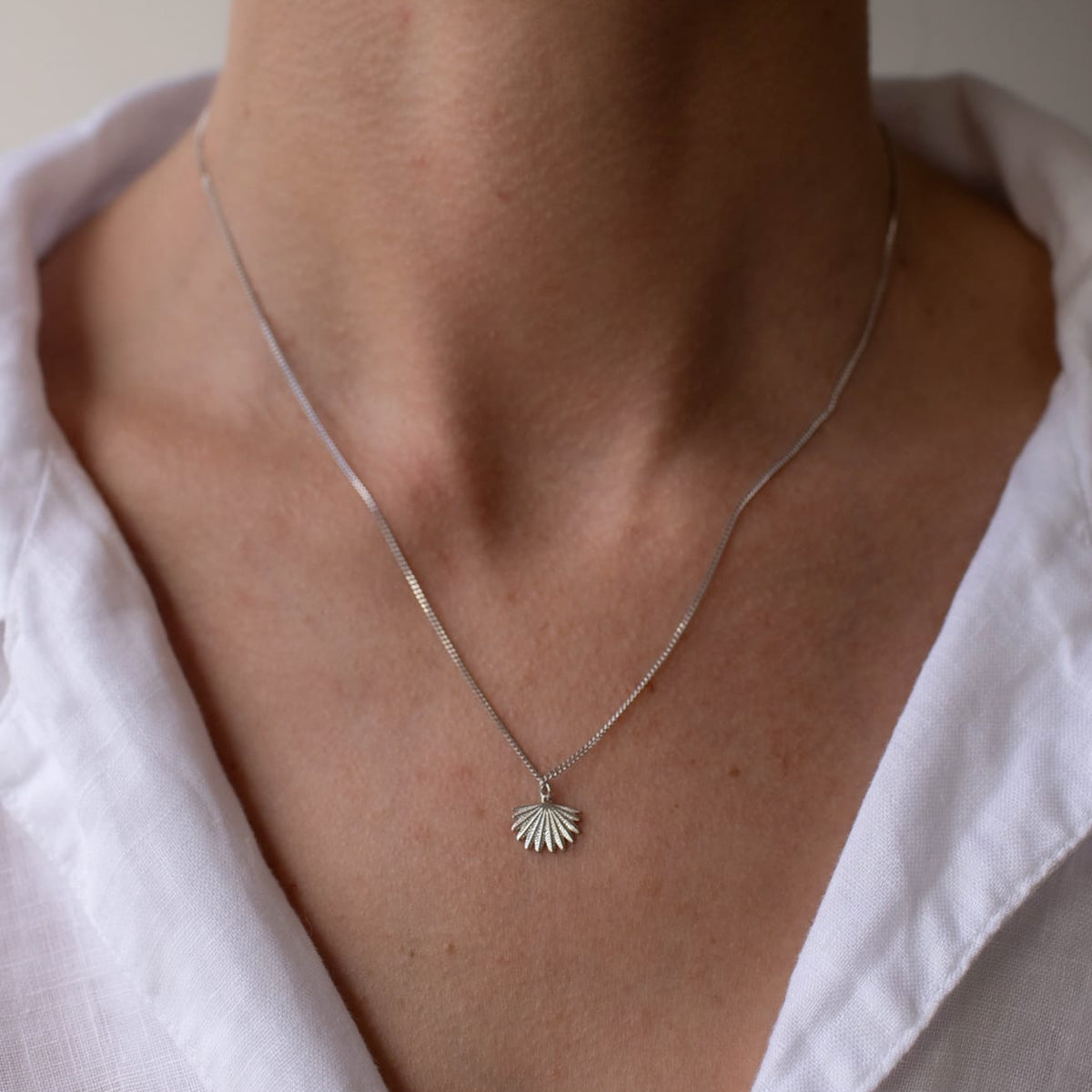 BOH RUNGA - STERLING SILVER MINI FAN TAIL NECKLACE