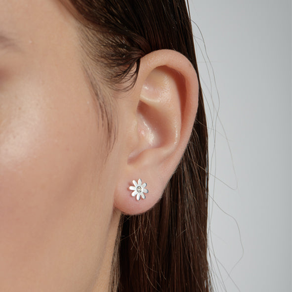 KAREN WALKER - STERLING SILVER DIAMOND DAISY STUDS
