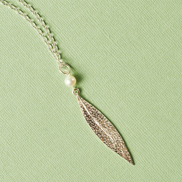 KAREN WALKER - STERLING SILVER & CULTURED PEARL LEAF PENDANT