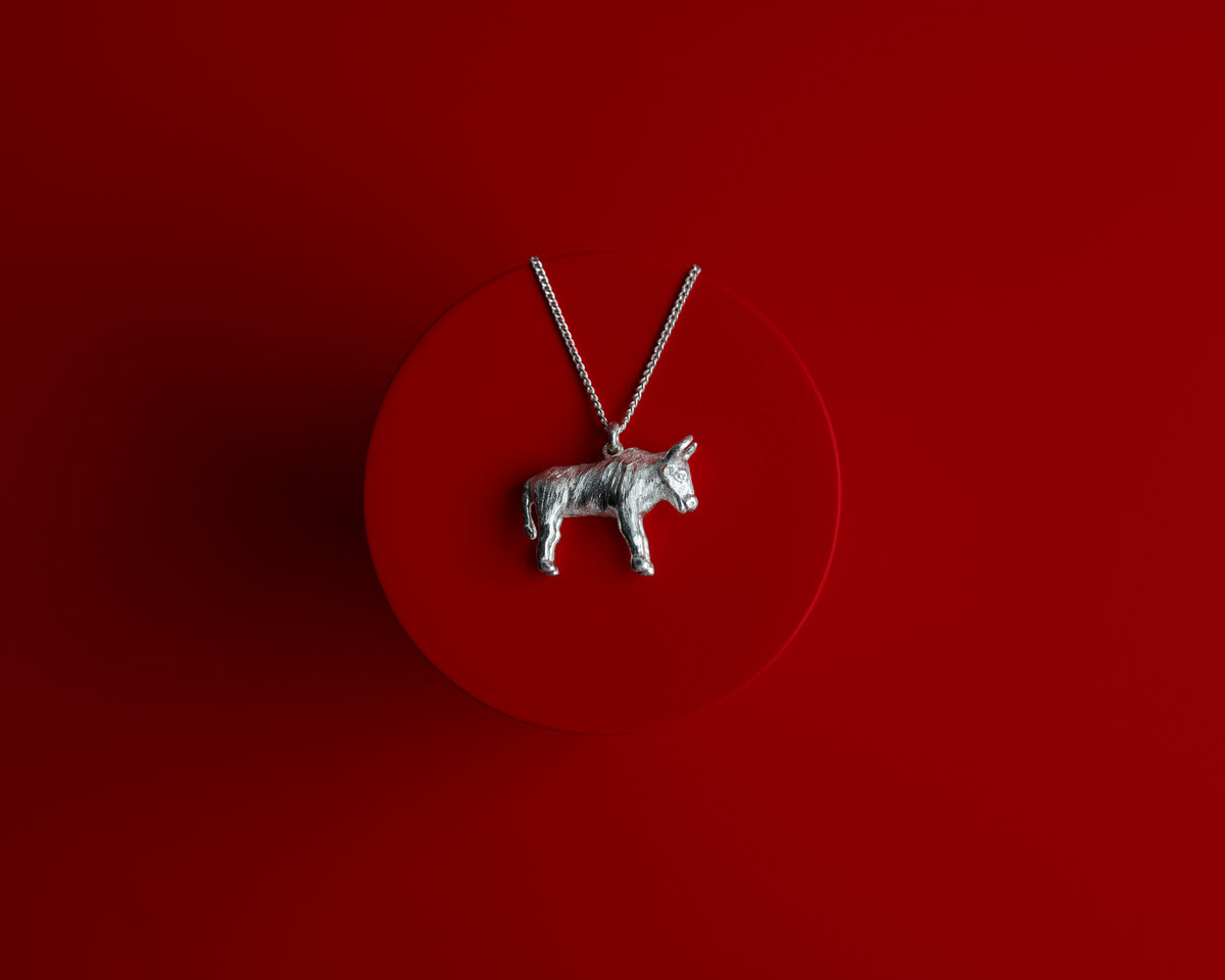 KAREN WALKER - STERLING SILVER LUNAR OX NECKLACE
